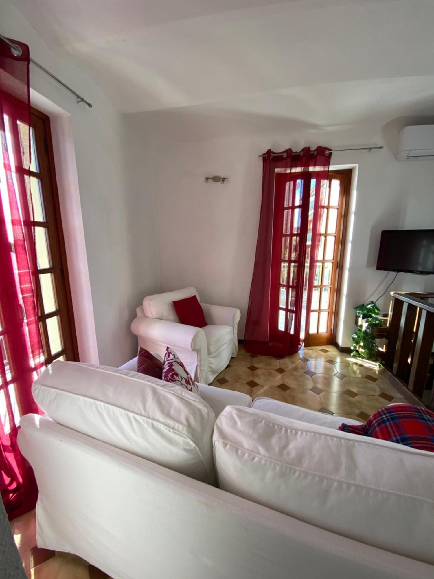 La Casa Di Carlotta Loano Exterior foto